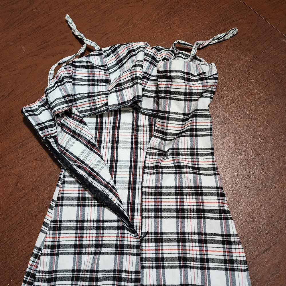 New Collection Mini Dress - Picture 7 of 9